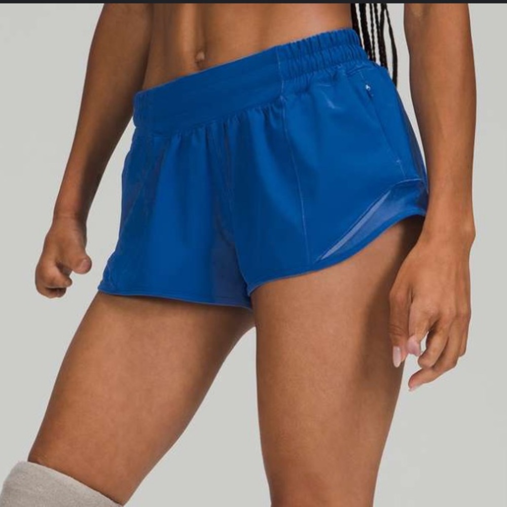 blue lululemon hotty hots. like new. rare.